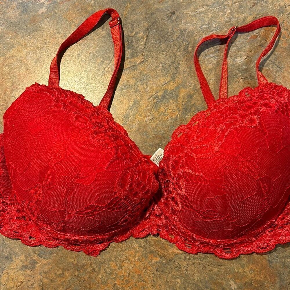 Red Sexy Push Up Bra 34C Marilyn Monroe